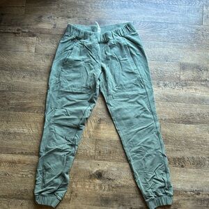 Lululemon-size 4 joggers